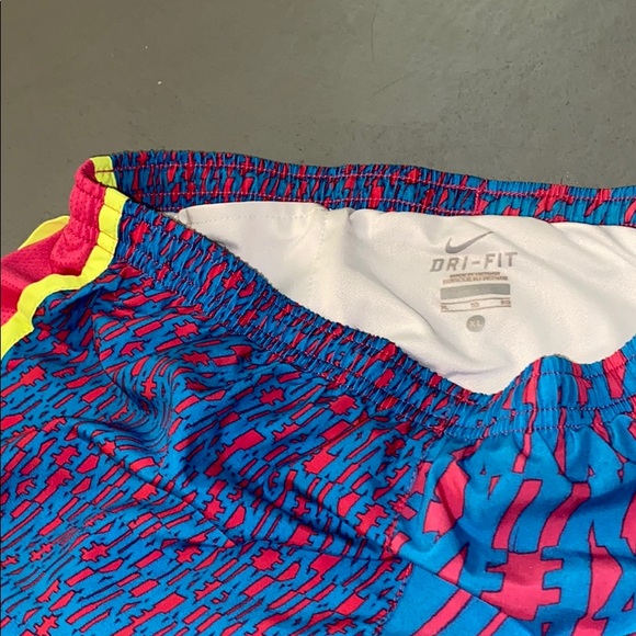Nike shorts 💜 - Picture 3 of 4